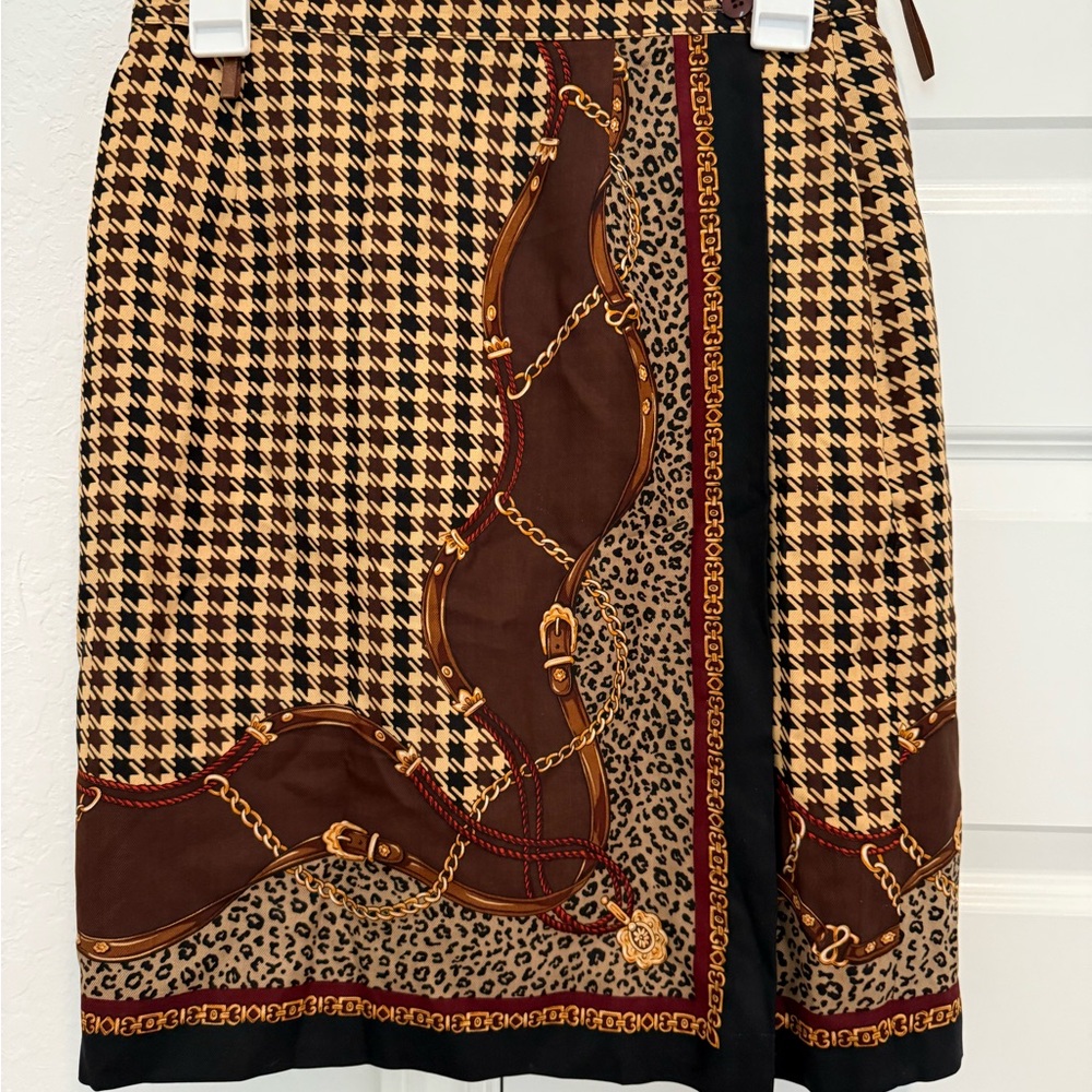 Talbots Vintage 100 % Silk